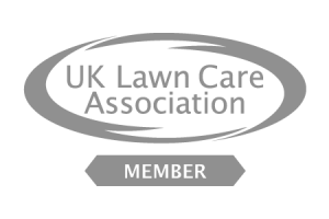 UK_Lawn_Care_Association_mono_50%